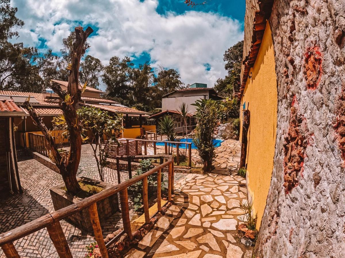 Pousada Casinha Velha Macacos  Exterior foto